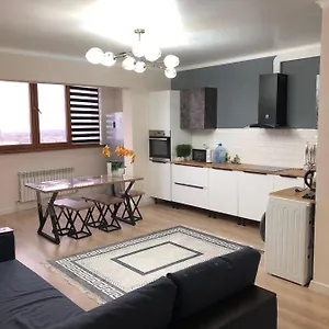  Апартаменты Your House In